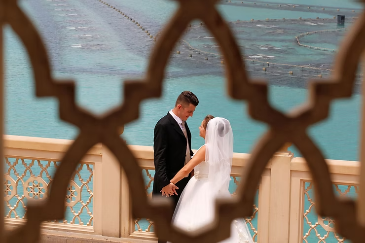 Why Dubai Courts Notary Public Approval Is Necessary
